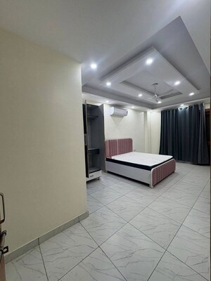 2 BHK Apartment For Rent in Saket