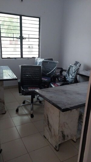 Team Area in 2 BHK Apartment at Spring Greens Phase I, Faizabad Road – for Rent