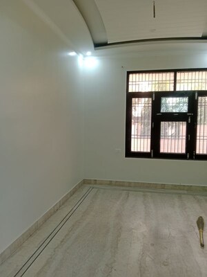 Room in 4 BHK Independent House at Huda – for Rent