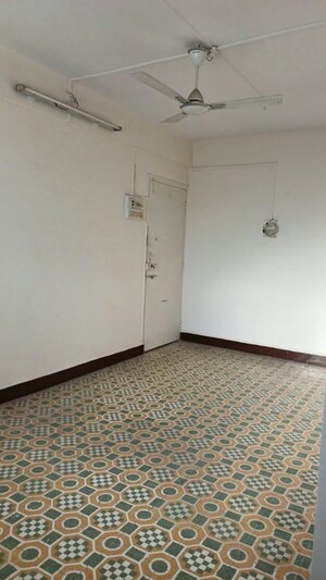 Room in 1 BHK Apartment at Dombivli East – for Rent