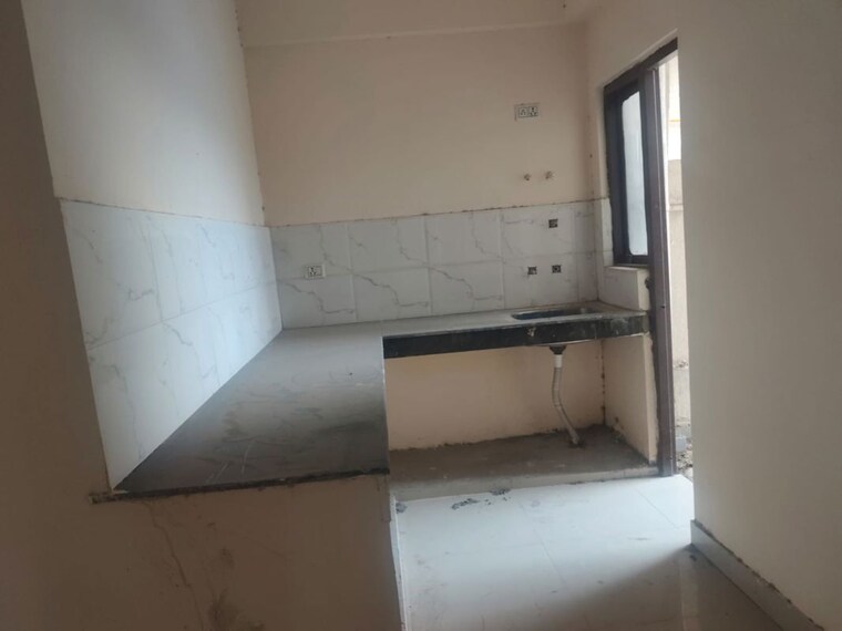 Bathroom, adore-samriddhi 3 Bedroom 750 Sq.Ft. Apartment In Sector 89 Faridabad 10481347