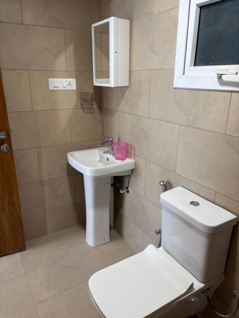 Bathroom, prestige-primrose-hills 2 Bedroom 924 Sq.Ft. Apartment In Banashankari 6th Stage Bangalore 10481422