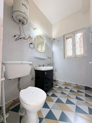Bathroom in 2 BHK Apartment at Kendriya Vihar, Sector 56 – for Sale