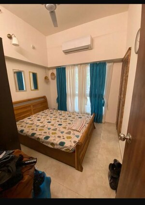 Bedroom in 2 BHK Apartment at Lodha Amara, Kolshet Road – for Rent