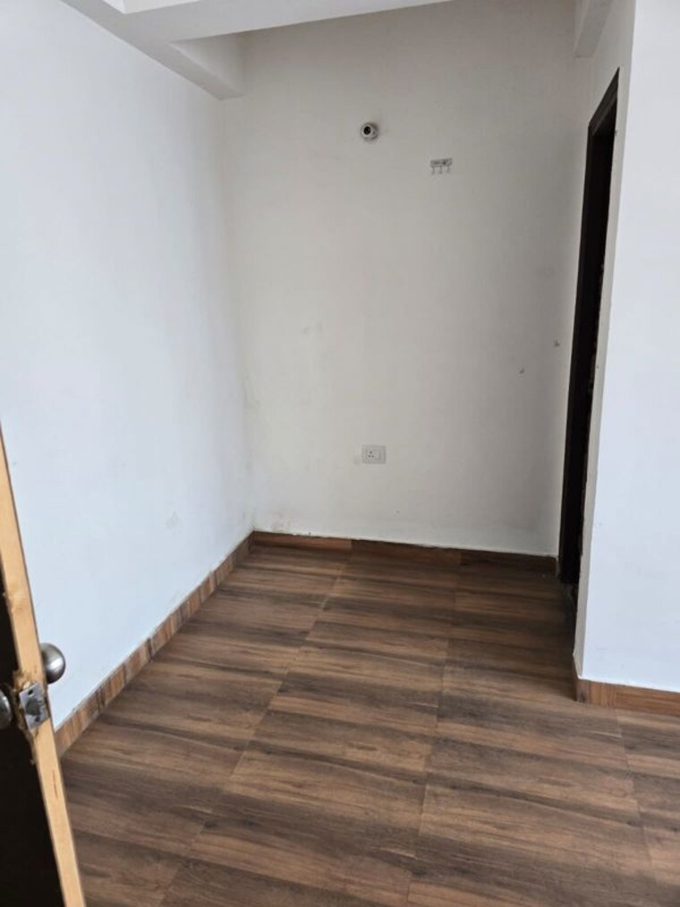 Room, gomti nagar 2 Bedroom 1100 Sq.Ft. Apartment In Gomti Nagar Lucknow 10481451