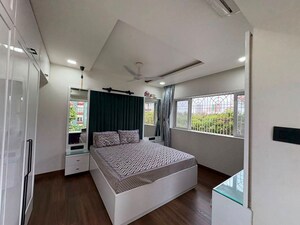 Bedroom in 2 BHK Apartment at Arohi Towers, Lower Parel – for Rent