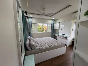 Bedroom in 2 BHK Apartment at Arohi Towers, Lower Parel – for Rent