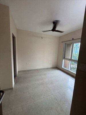 Room in 1.5 BHK Apartment at Dosti West County, Balkum Pada – for Rent
