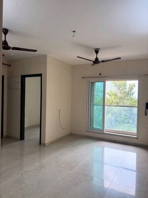 1.5 BHK Apartment For Rent in Dosti West County, Balkum Pada