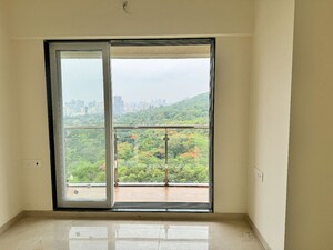 Room in 3 BHK Apartment at Mahavir Square, Manpada – for Sale