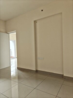 Room in 3 BHK Apartment at TVS Emerald Jardin, Singasandra – for Sale