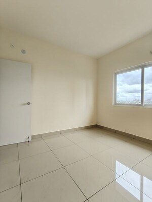 Room in 3 BHK Apartment at TVS Emerald Jardin, Singasandra – for Sale
