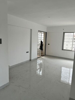 Bedroom in 2 BHK Apartment at Kamgar Putala Vasahat – for Rent