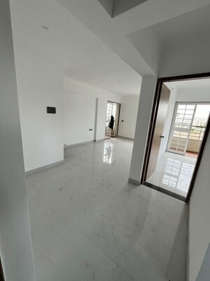 Bedroom in 2 BHK Apartment at Kamgar Putala Vasahat – for Rent