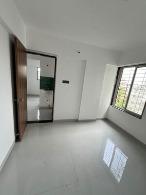 Bedroom in 2 BHK Apartment at Kamgar Putala Vasahat – for Rent
