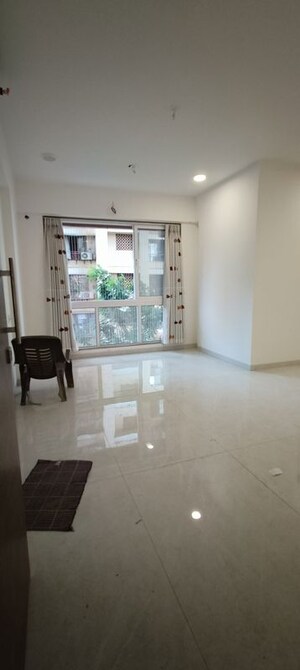 2 BHK Apartment For Sale in Rander Komal Kounteya CHS, Borivali West