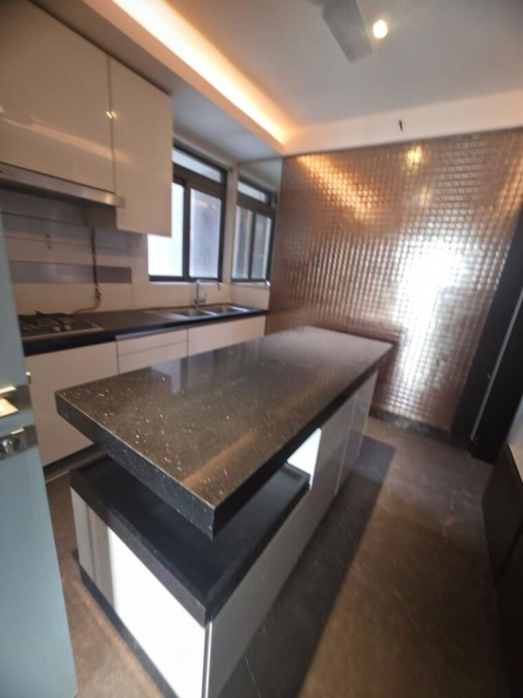 Living Room, lodha-trump-tower 3 Bedroom 1380 Sq.Ft. Apartment In Worli Mumbai 10481586