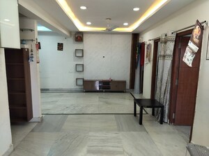 Room in 2 BHK Apartment at Sankalp Homes Lifestyle Villas, Tellapur – for Rent
