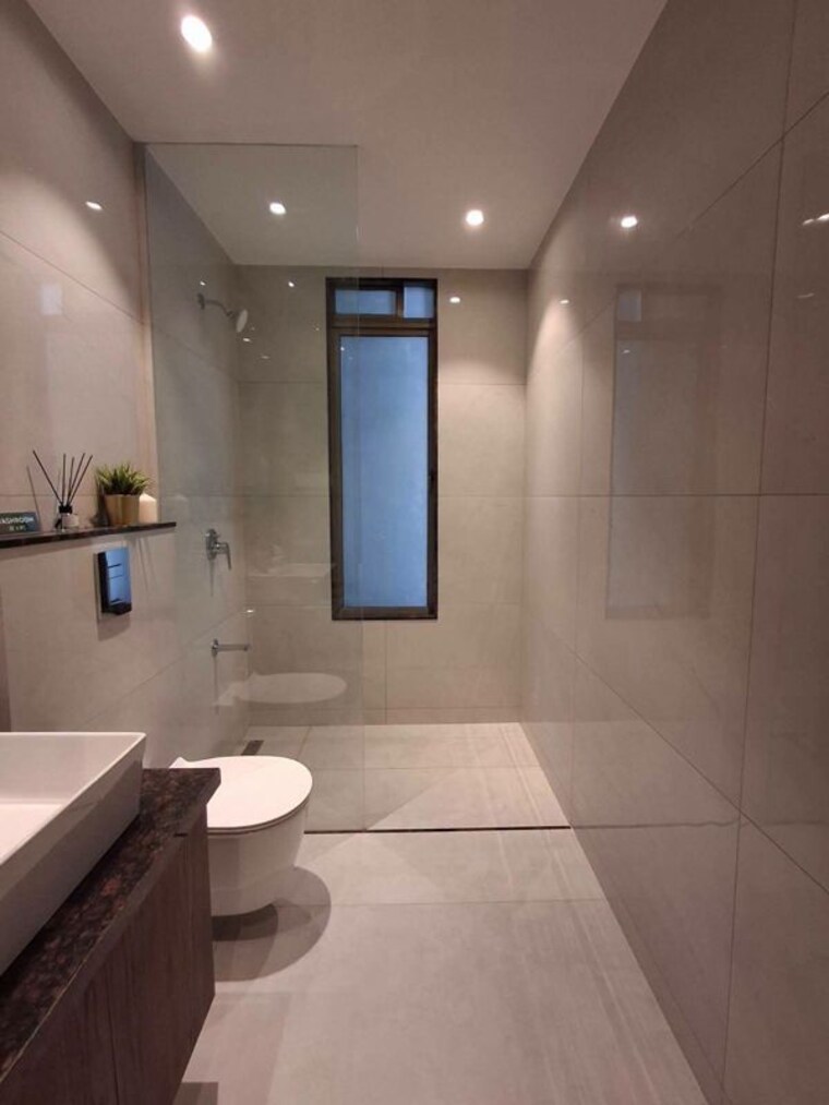 Bathroom, purva-estrella 5 Bedroom 3210 Sq.Ft. Penthouse In Lokhandwala Mumbai 10481697