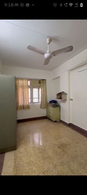 Room in  Pg at Sion West – for Rent