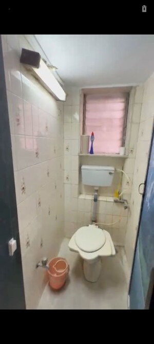 Bathroom in  Pg at Sion West – for Rent