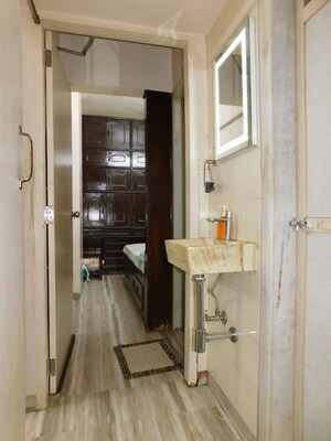 Bathroom in 2 BHK Apartment at Sion – for Rent