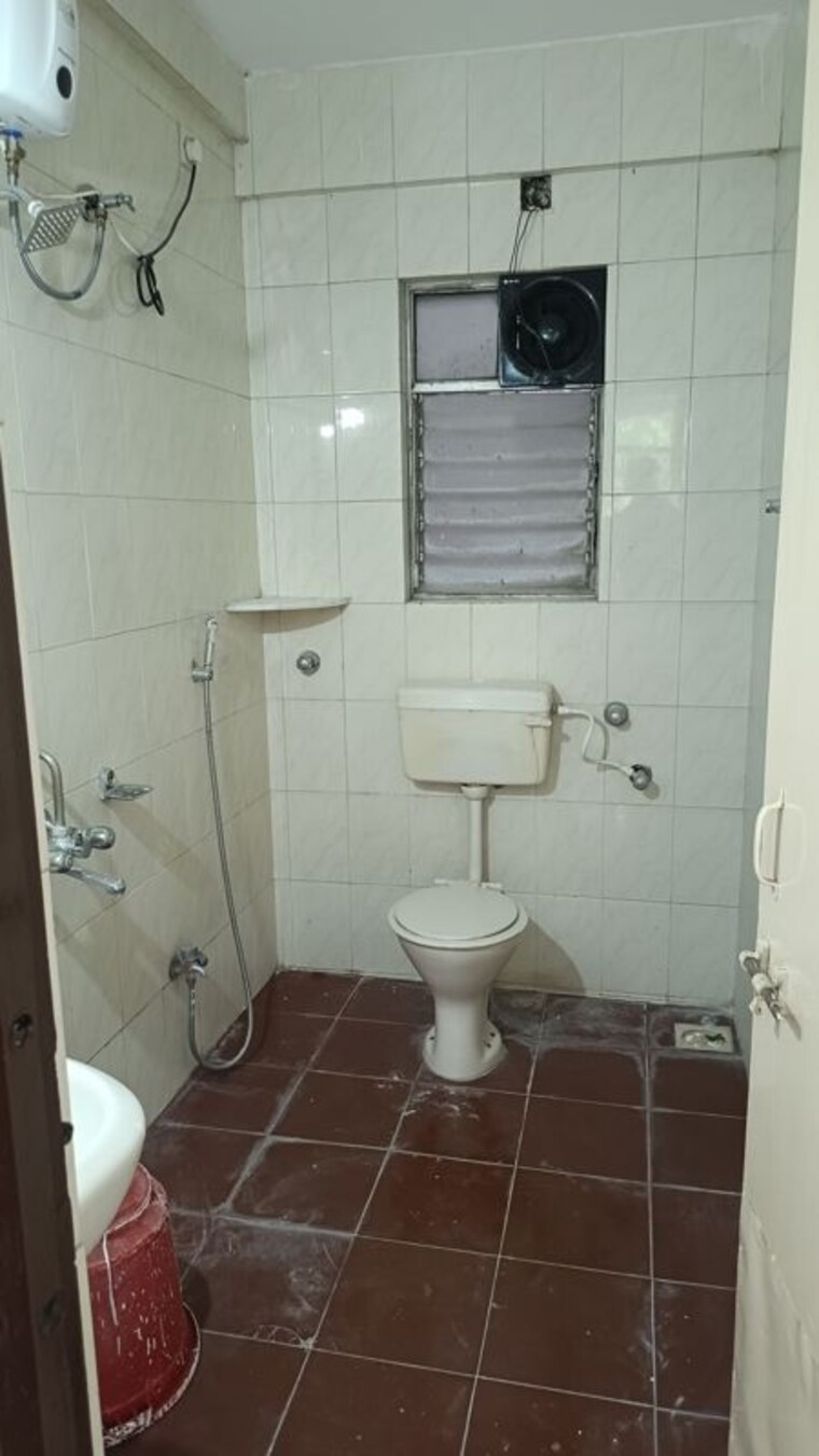 Bathroom, gangadham-apartment 2 Bedroom 850 Sq.Ft. Apartment In Market Yard Pune 10481813