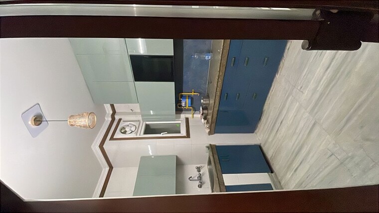 Kitchen, chittaranjan park 3 Bedroom 160 Sq.Yd. Builder Floor In Chittaranjan Park Delhi 10481824