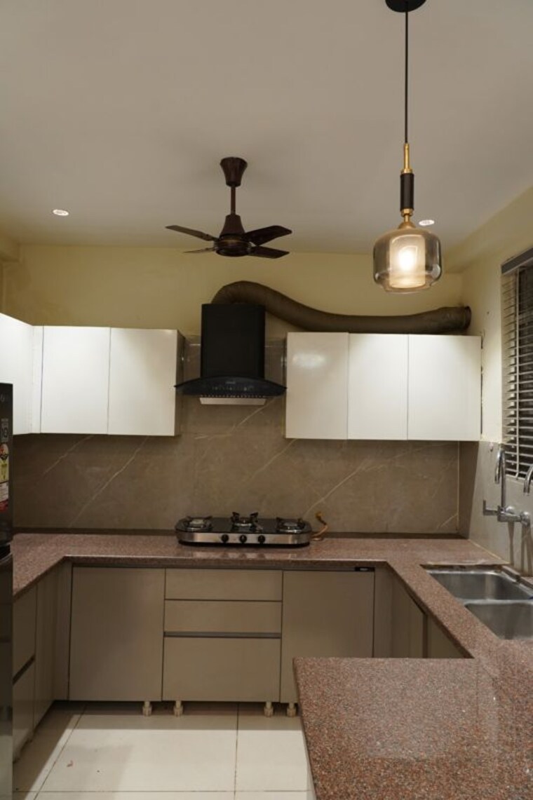 Kitchen, ghb-splande 3 Bedroom 219 Sq.Yd. Apartment In Patiala Road Zirakpur 10481822