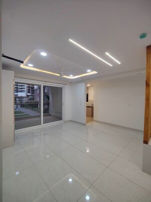 Room in 3 BHK Apartment at Prestige Beverly Hills, Kokapet – for Rent