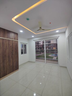 Room in 3 BHK Apartment at Prestige Beverly Hills, Kokapet – for Rent