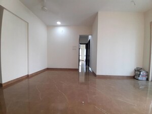 Room in 3 BHK Apartment at Upper East 97, Malad East – for Rent