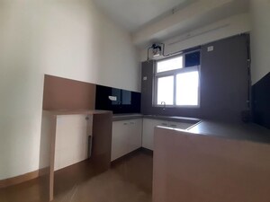 Room in 3 BHK Apartment at Upper East 97, Malad East – for Rent