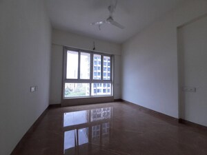 Room in 3 BHK Apartment at Upper East 97, Malad East – for Rent