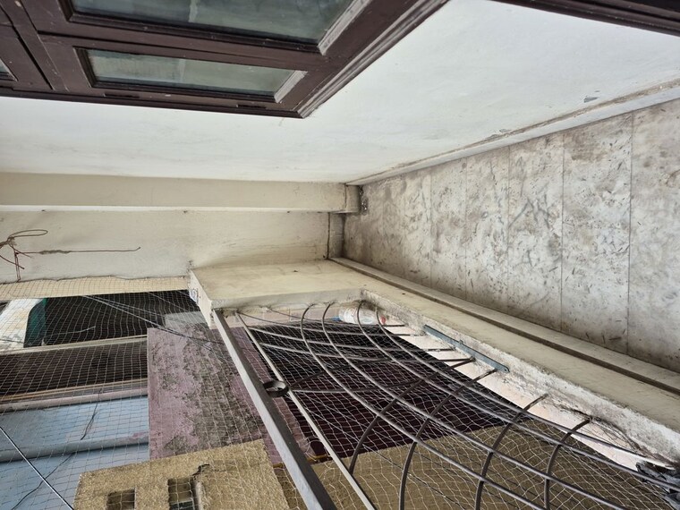 Balcony, mayur vihar 1.5 Bedroom 450 Sq.Ft. Builder Floor In Mayur Vihar Delhi 10481858