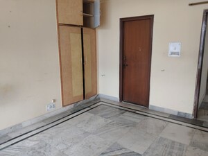3 BHK Apartment For Rent in Sector 16 A