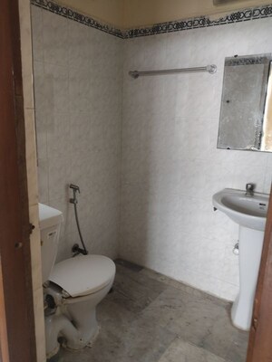 Bathroom in 3 BHK Apartment at Sector 16 A – for Rent