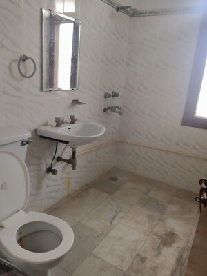 Bathroom in 3 BHK Apartment at Sector 16 A – for Rent