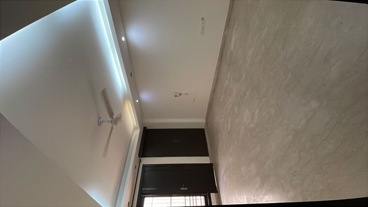 Master Bedroom, greater kailash ii 3 Bedroom 250 Sq.Yd. Builder Floor In Greater Kailash ii Delhi 10481887