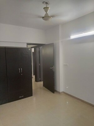 Room in 3 BHK Apartment at Pride Platinum, Baner – for Rent