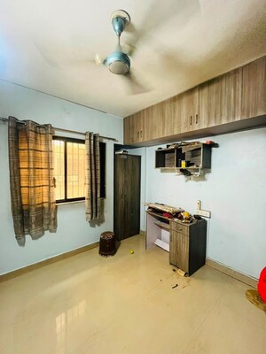 Room in 2 BHK Apartment at Choice Golden City, Dhanori – for Rent