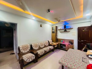 2 BHK Apartment For Rent in Choice Golden City, Dhanori