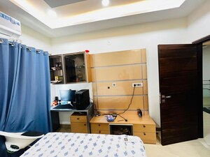 Room in 4 BHK Villa at Vessella Meadows, Narsingi – for Rent