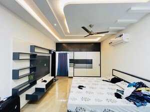 Room in 4 BHK Villa at Vessella Meadows, Narsingi – for Rent