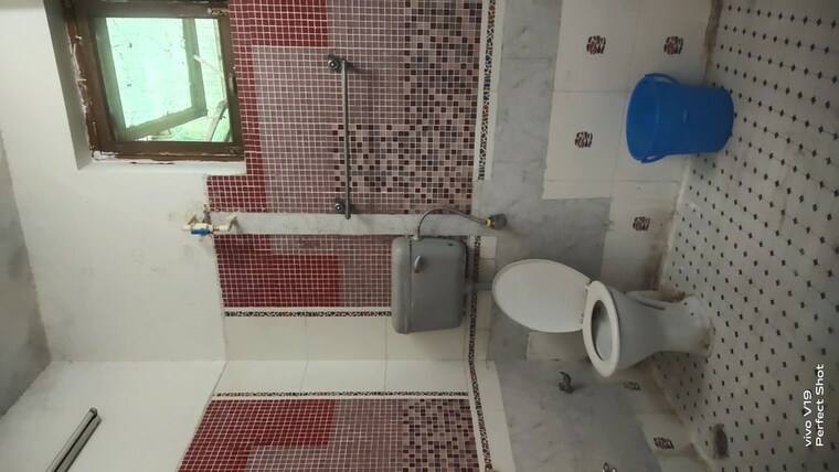 Bathroom, gomti nagar 3 Bedroom 1800 Sq.Ft. Independent House In Gomti Nagar Lucknow 10481934