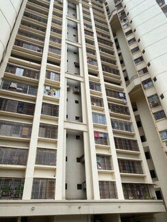 2 BHK Apartment For Rent in Raheja Tipco Heights