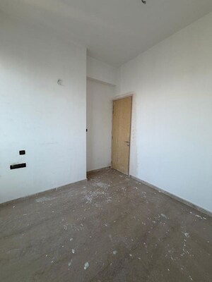 2 BHK Apartment For Sale in Marathon Montesouth 2, Byculla West