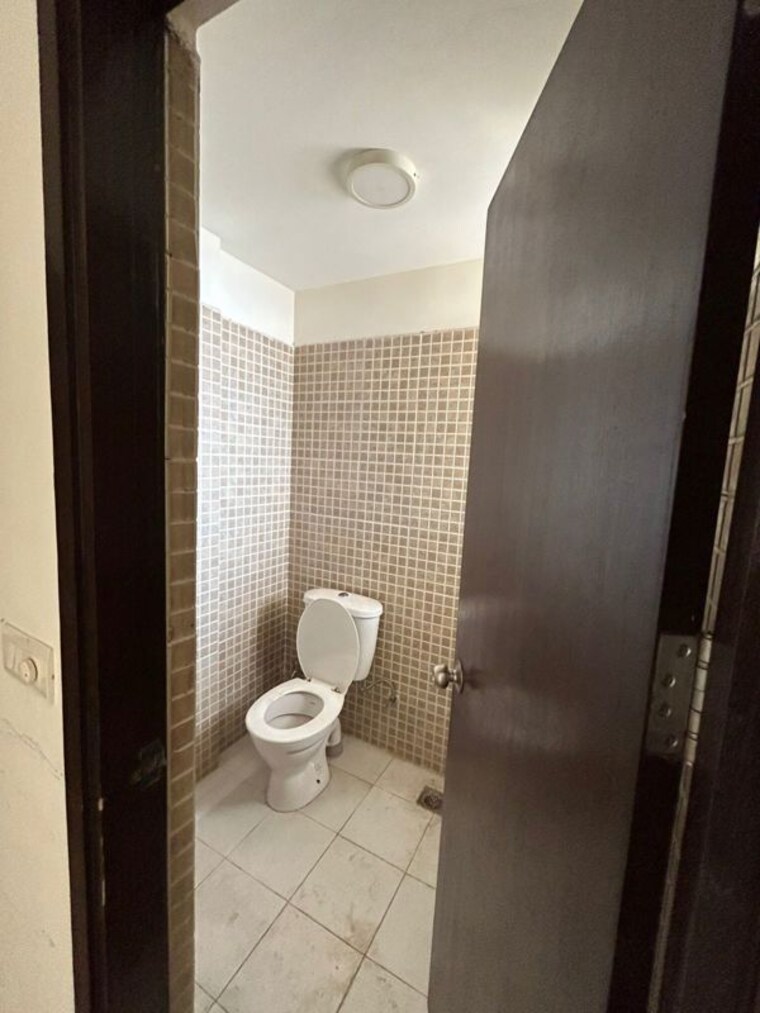 Bathroom, signature-solera-apartment 1 RK 135 Sq.Ft. Apartment In Sector 107 Gurgaon 10481999