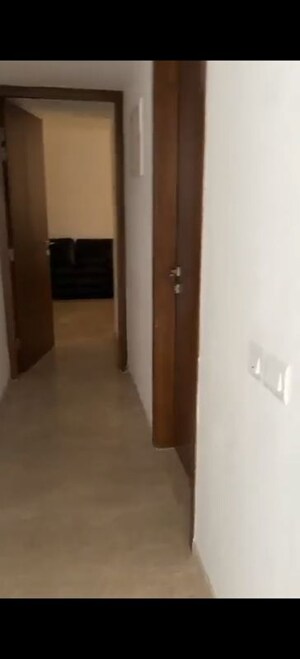 Room in 3 BHK Apartment at Hiranandani Lake Enclave Glendale, Thane West – for Sale