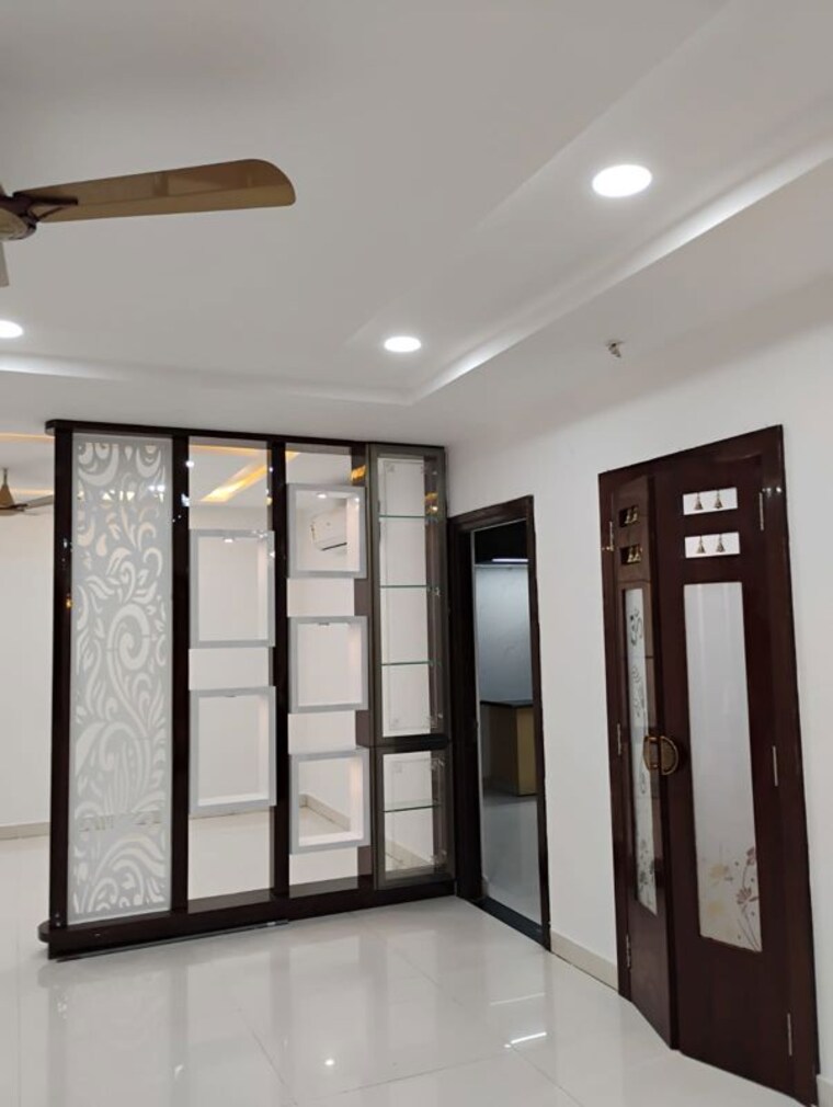 Room, smr-vinay-iconia-hyderabad 4 Bedroom 2925 Sq.Ft. Apartment In Kondapur Hyderabad 10482016